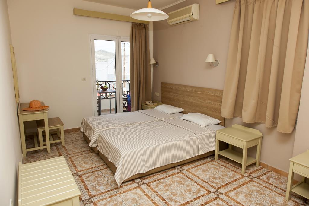 Mithos Apartments Agia Marina Exterior foto